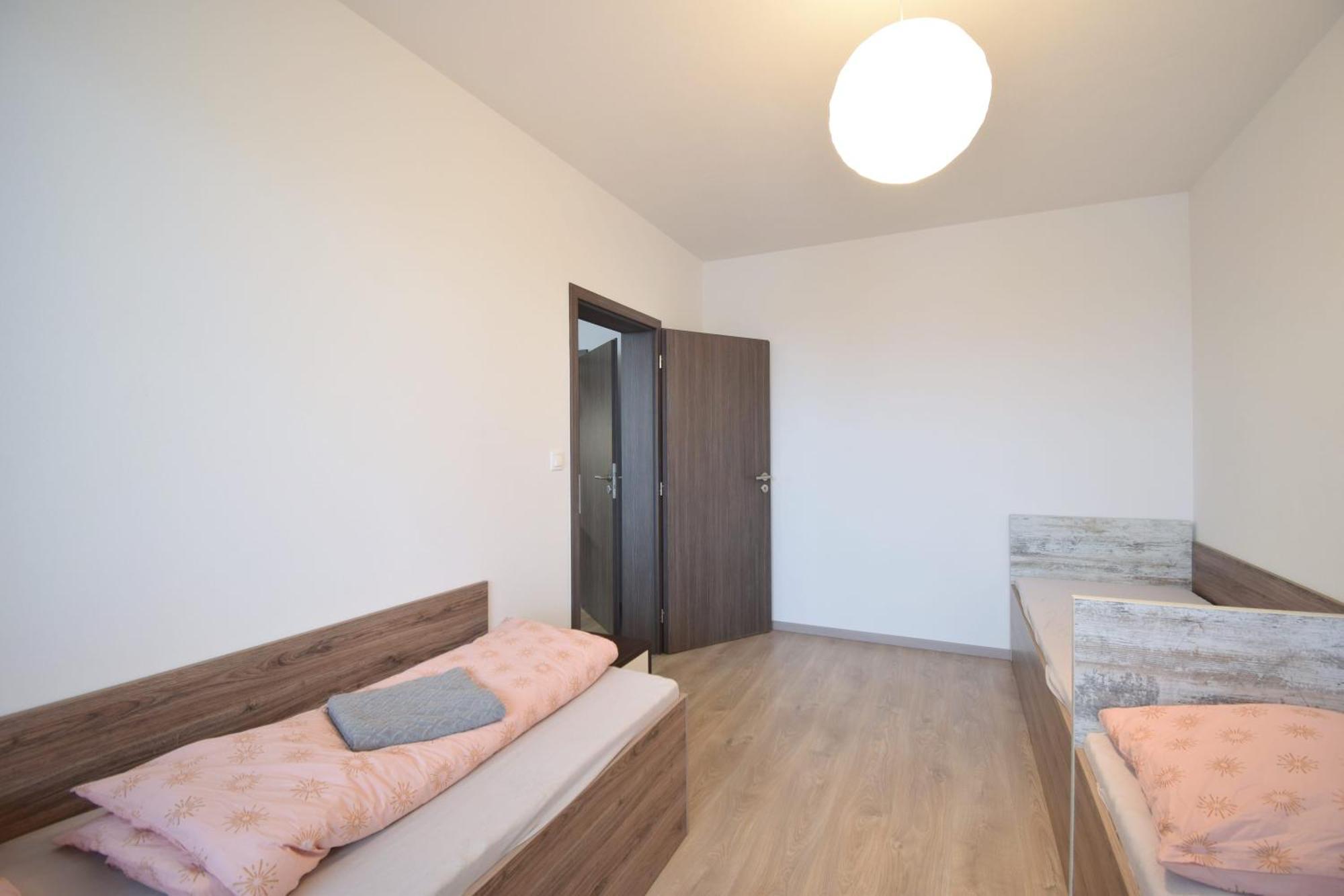 Apartman Zlatovska 22B Тренчин Екстер'єр фото